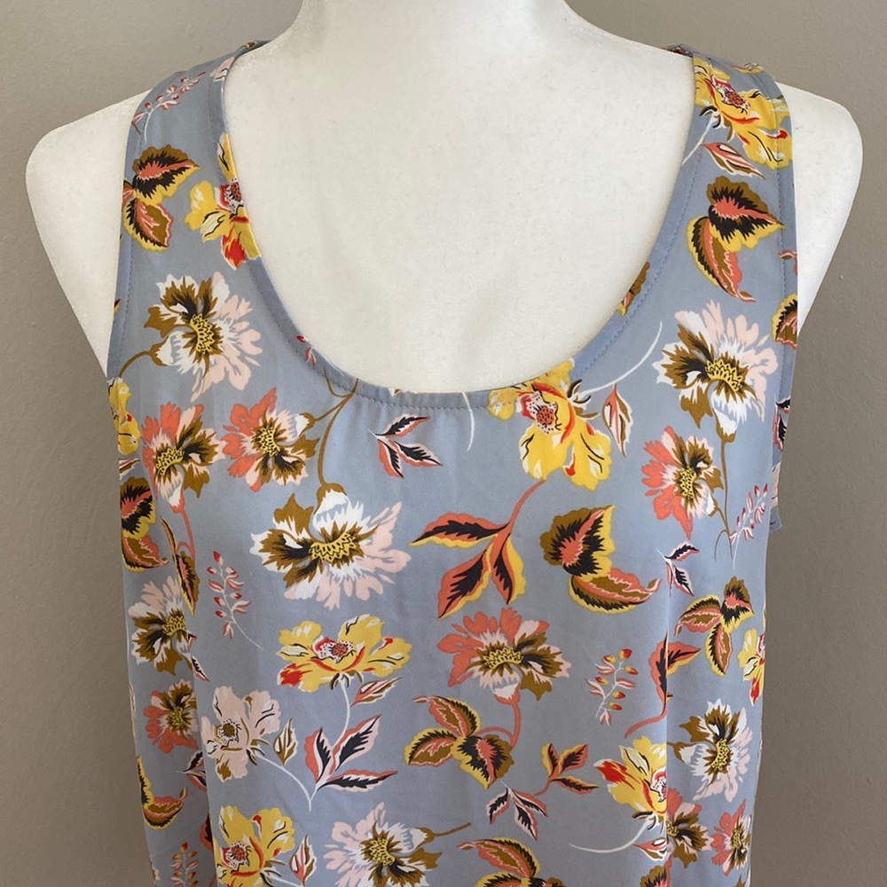 Loft Ruffle Hem Tank